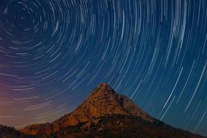 timelapse del cielo estrellado foto