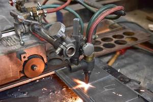 Metal cutting machinery photo