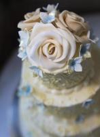 Stunning wedding cake photo