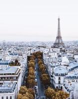 la torre eiffel en paris foto