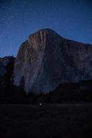 parque nacional de yosemite durante el anochecer foto