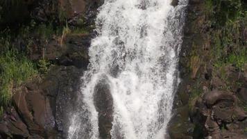 waterval in slow-motion video