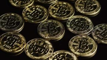 roterende opname van bitcoins (digitale cryptocurrency) - bitcoin 0470 video