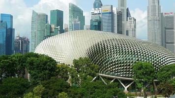 edificio de singapur sobre el mar video