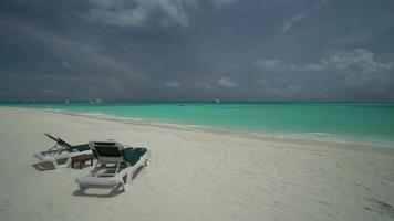 spiaggia dell'isola delle Maldive video