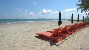 stoelen op het strand video
