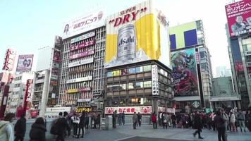 osaka giappone - area del mercato di circa dontonburi in giappone video