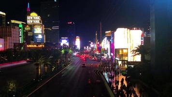 vue sur le strip à las vegas la nuit 4k video