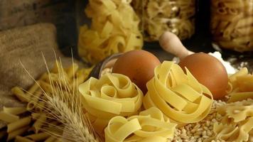 utsökt rå italiensk pasta