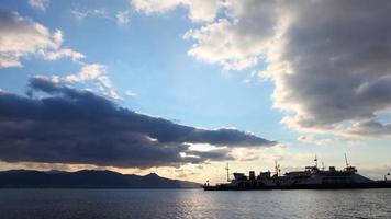 el lapso de tiempo del muelle y los transbordadores video