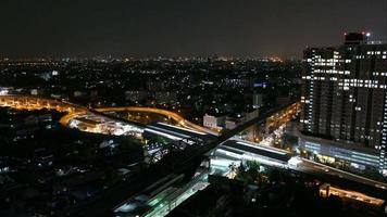 noche de lapso de tiempo en la ciudad de bangkok video