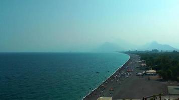 la spiaggia e le persone video