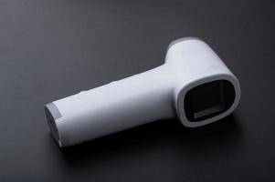 termómetro de frente infrarrojo médico digital foto