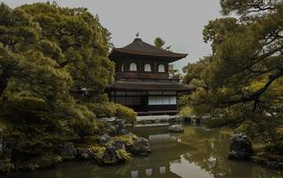 templo ginkaku-ji en kyoto, japón foto