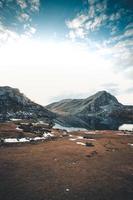 lago de covadonga en asturias foto