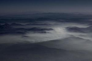 nubes sobre el parque nacional de yosemite foto