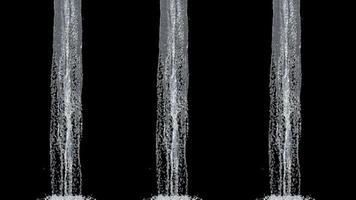 vattenfall textur slinga på svart bakgrund video