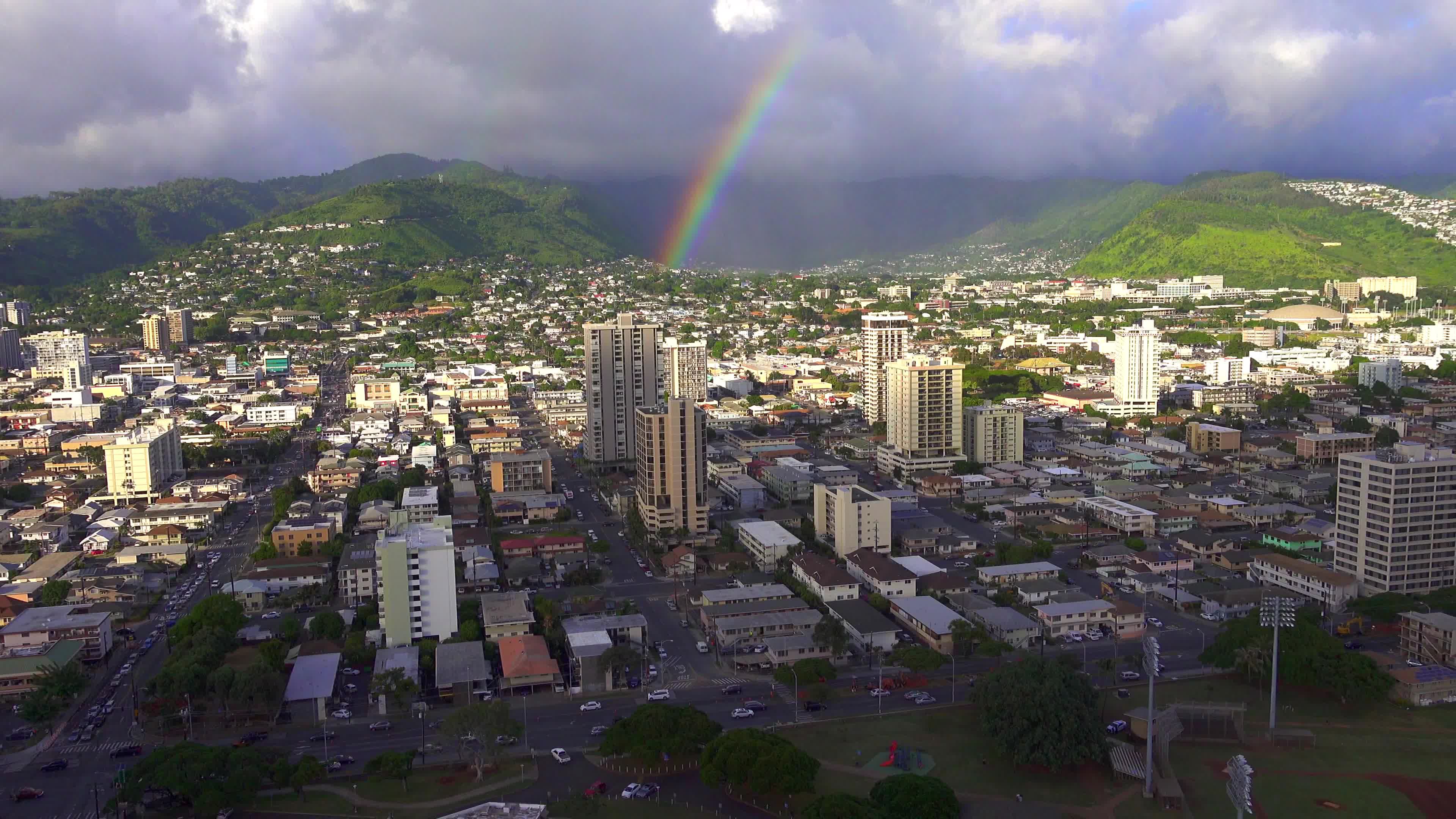 Rainbow over downtown Honolulu, Hawaii 4K 1784613 Stock Video at Vecteezy
