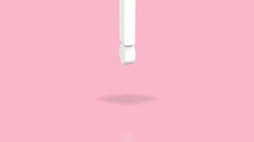 símbolo de ponto de exclamação em cor branca minimalista, saltando em direção à câmera, isolado em um fundo rosa roxo simples e minimalista video