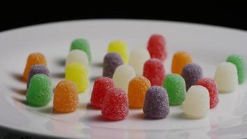 rotierender Schuss von Gumdrop Candy - Candy Gumdrops 013 video