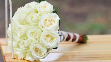 Bouquet Of White Roses  video