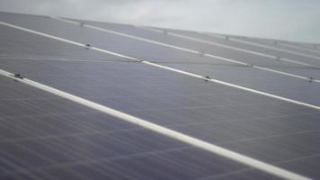 Solarzellenfarm Energie aus der Sonne video