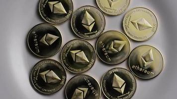 colpo rotante di ethereum bitcoin (criptovaluta digitale) - bitcoin ethereum 0060 video