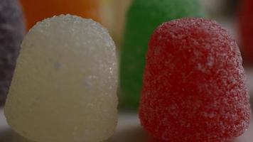 roterend schot van suikergoed - candy gumdrops 017 video