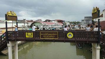 Amphawa Floating Market, Samut Songkhram,Thailand video