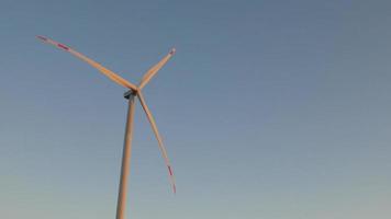 turbina de viento trabajando video