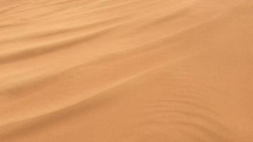 vídeo de areia do deserto soprando no vento 4k video