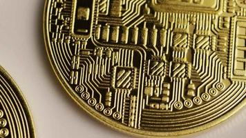 roterende opname van bitcoins (digitale cryptocurrency) - bitcoin 0140 video