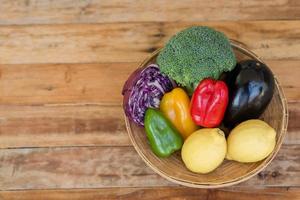 frutas y verduras frescas foto