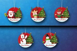 conjunto de etiquetas navideñas con lindos personajes navideños vector