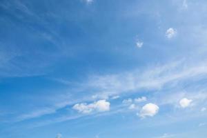 el cielo y las nubes foto