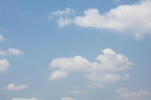 el cielo y las nubes foto