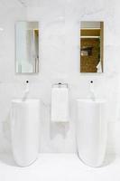 White tall sinks photo