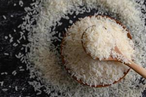 Close-up of milled rice in bowls photo