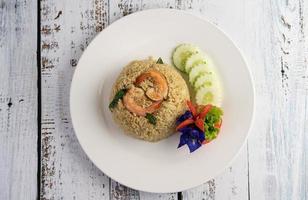 Decorative shrimp fried rice