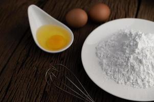 huevos y harina de tapioca ingredientes foto