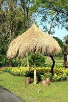 hut in the gardens photo