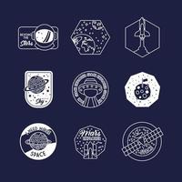 paquete de nueve insignias espaciales en iconos de estilo de línea de fondo azul vector