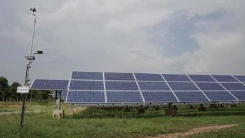 timelapse de panneaux solaires video