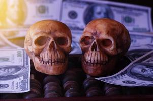 Skulls on bank notes