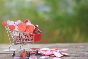 Hearts in a cart photo