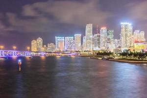 Horizonte de la ciudad de Miami, Florida, EE.UU., 2016 foto