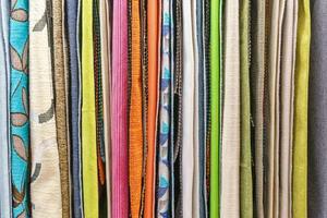 Muestras de textura de tela multicolor como fondo foto
