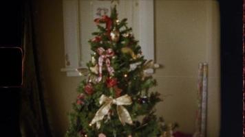 Super 8 - Christmas Tree video