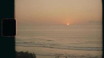 Super 8 - ein malerischer Bali Sonnenuntergang