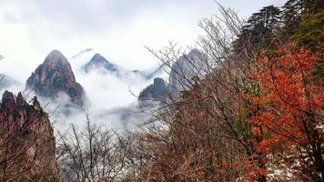 paysage de montagne de Huangshan, Chine. video